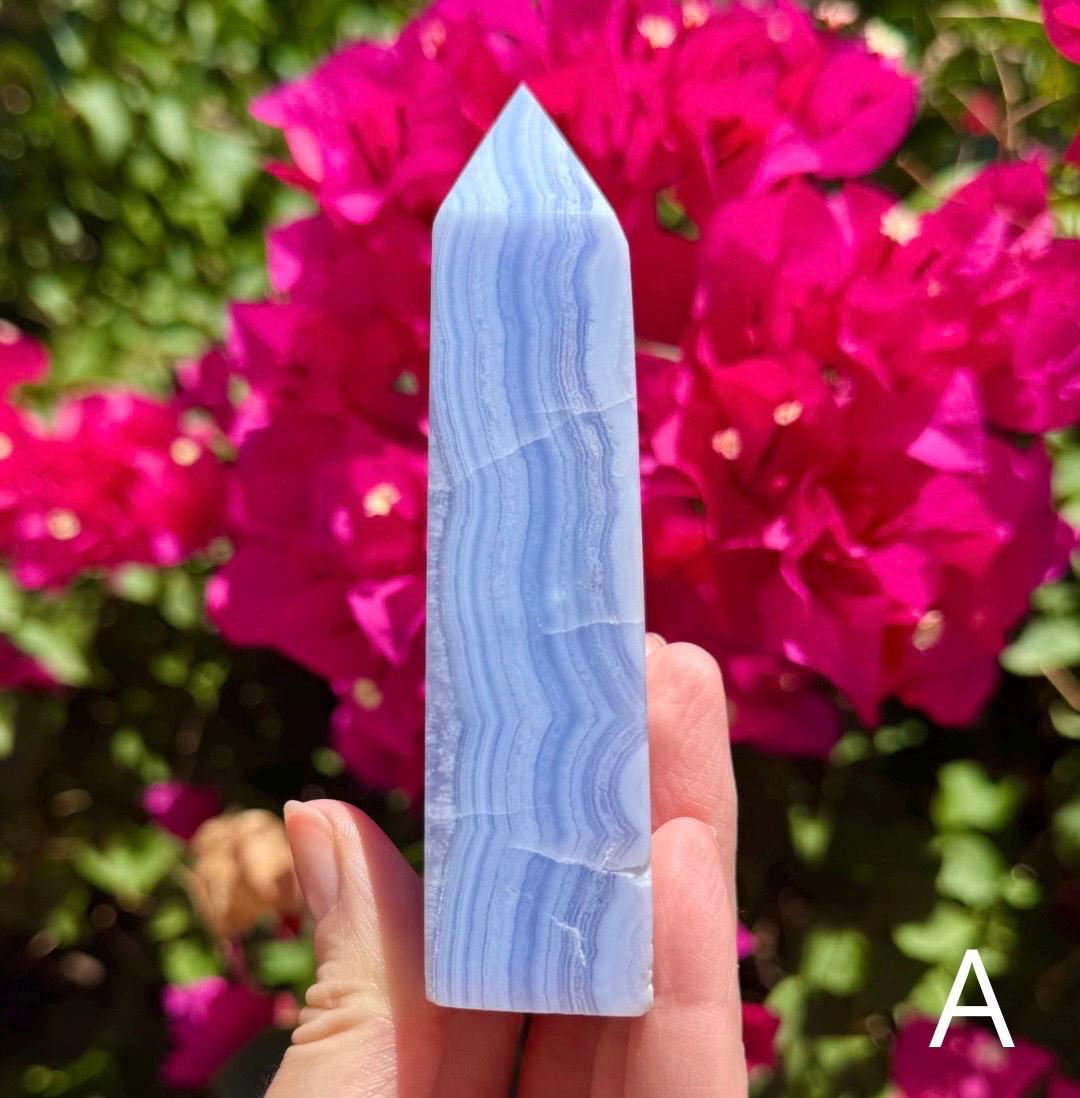 Gorgeous Blue Lace Agate Tower