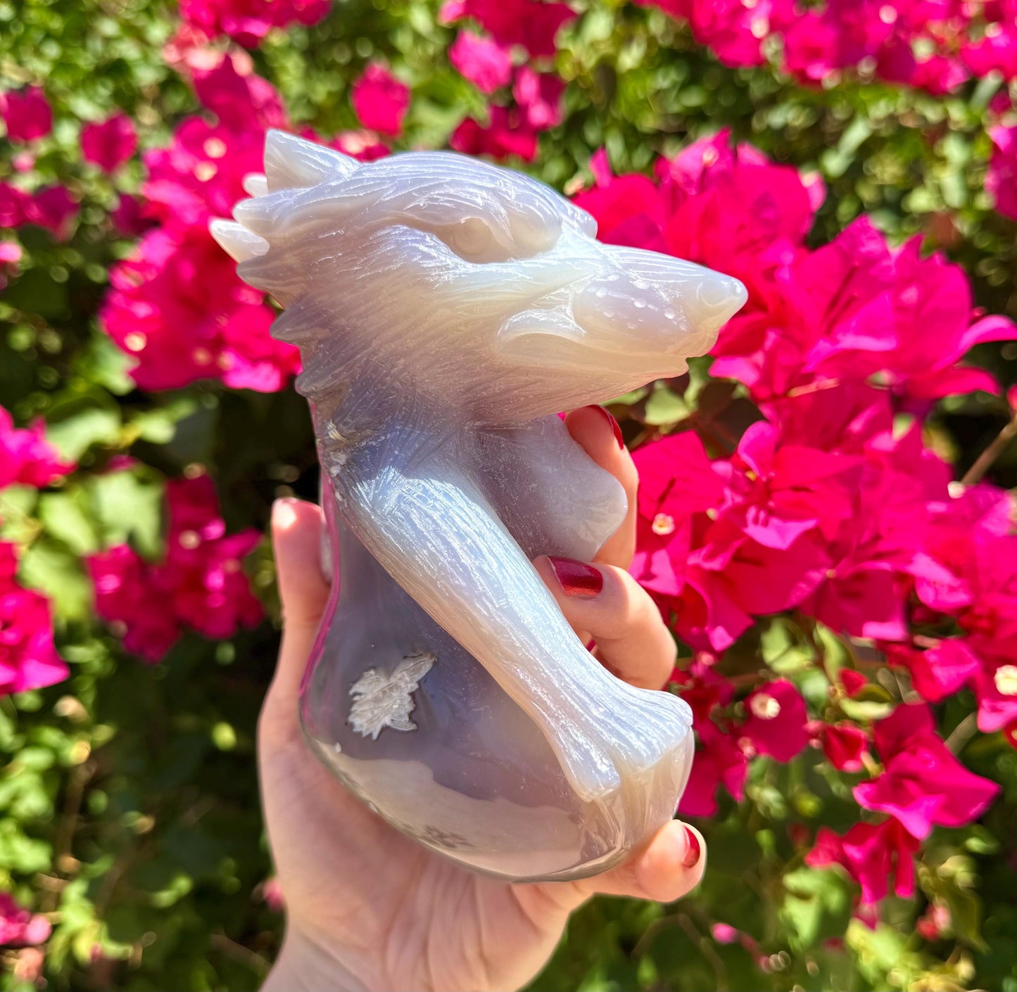 Druzy Agate Wolf Carving
