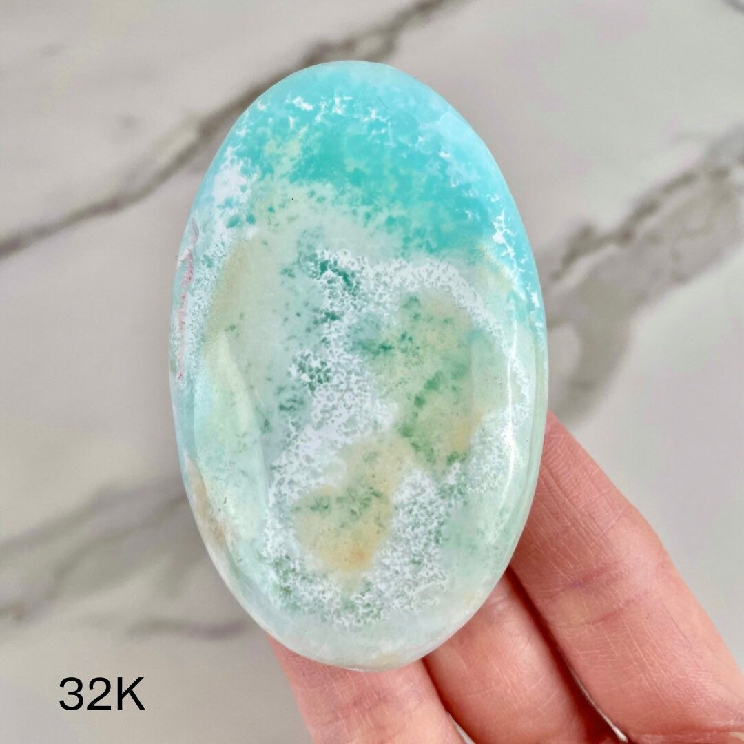 Caribbean Calcite Palm Stone