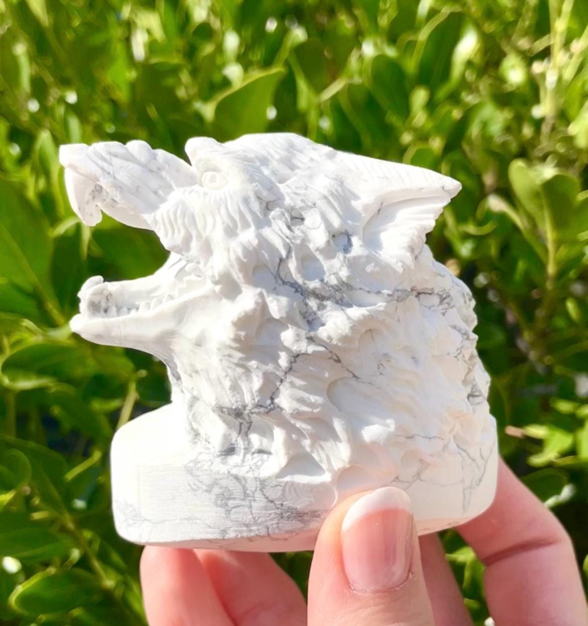Howlite Crystal Wolf Head Carving Hand Carved White Howlite Wolf