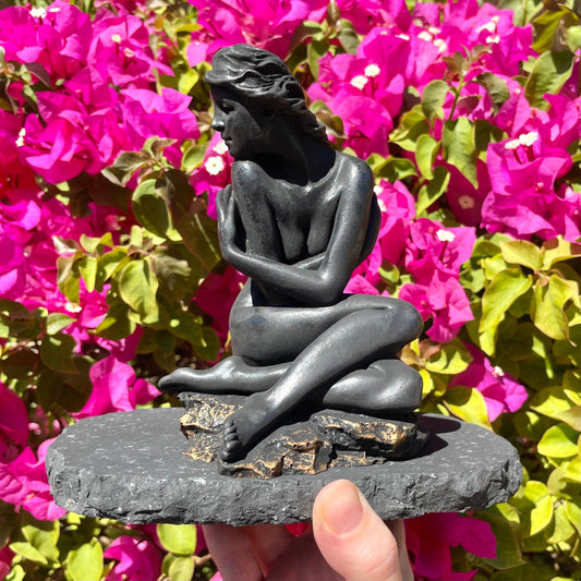 Shungite Goddess