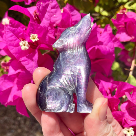 Gem Lepidolite Wolf