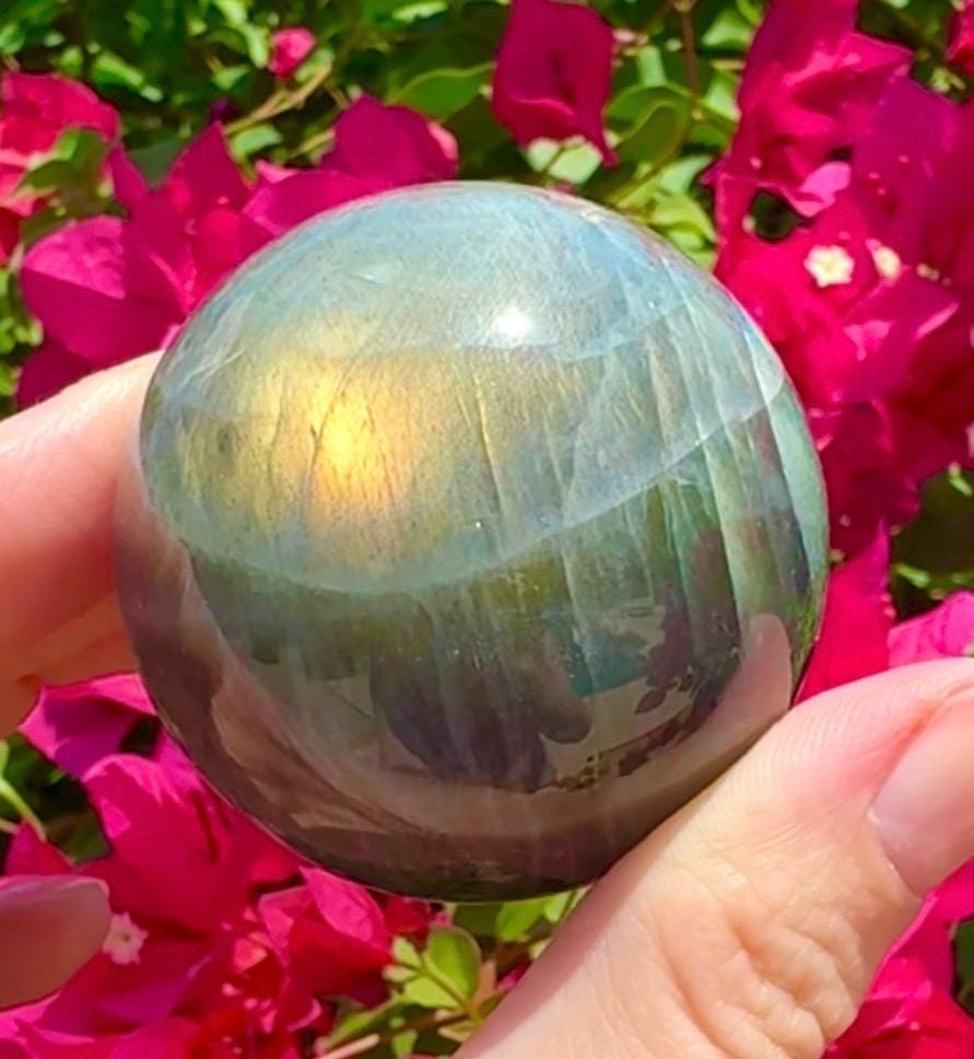 Super Flashy Golden Labradorite Sphere Flashy Labradorite