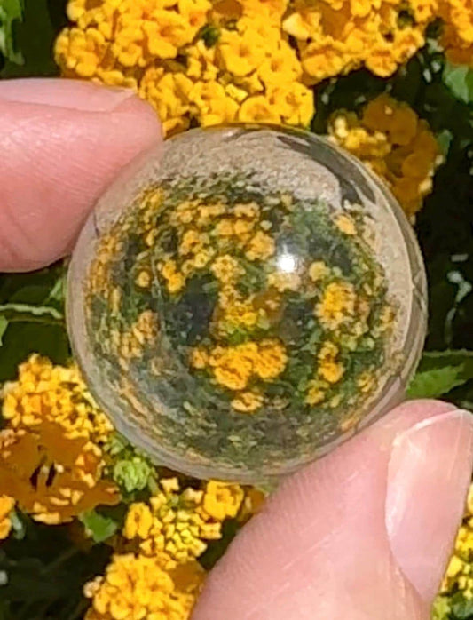 Ultra High Quality Clear Quartz Sphere Crystal Ball